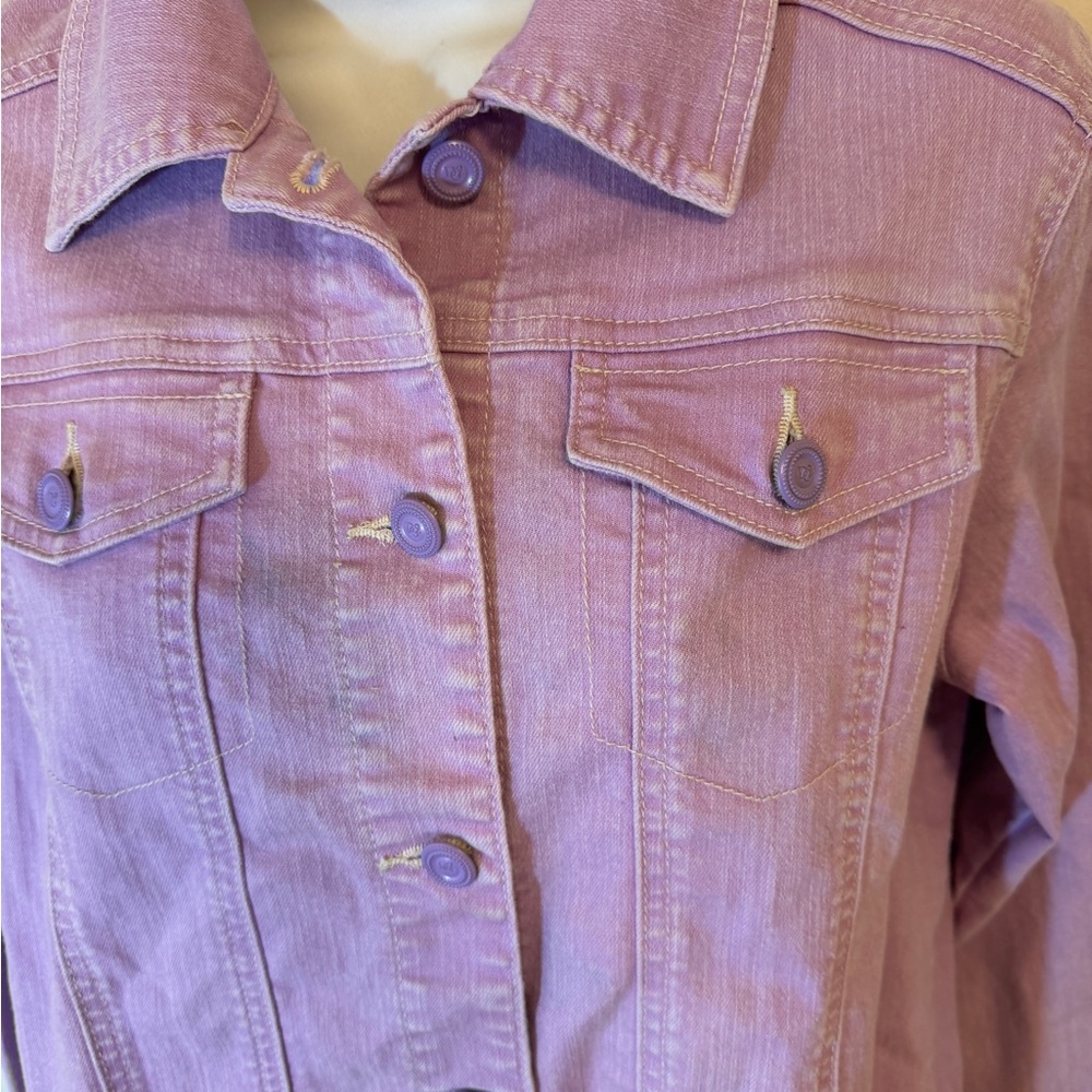 DG2 Diane Gilman Purple Button Down Denim Jacket Ruffled Hem - Picture 3 of 10